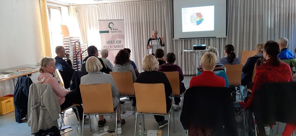 Bewegungstraining mit Köpfchen